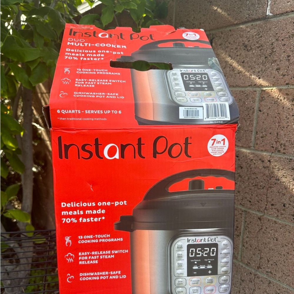 Instant Pot 7-in-1 Electric Pressure Cooker, Black and Silver - Picture 2 of 3